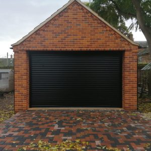 Laminate Black